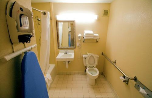 Shively Hotel | Best Western Premier Airport/Expo Center Hotel