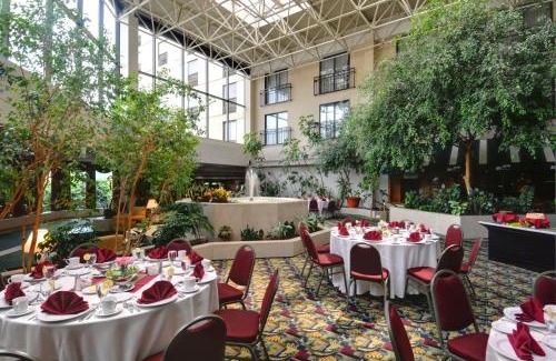 Marlborough Hotel | Best Western Royal Plaza Hotel and Trade Center