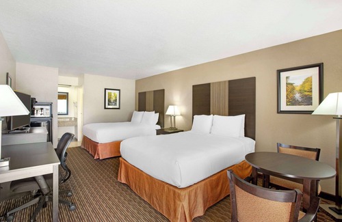 Overgaard Hotel | Best Western Sawmill Inn