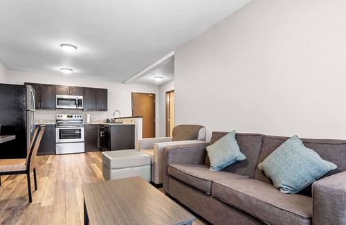 Jerome Hotel | Best Western Sawtooth Inn & Suites