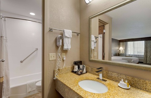 Waynesville Hotel | Best Western Smoky Mountain Inn
