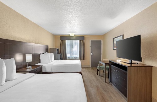 Titusville Hotel | Best Western Space Shuttle Inn