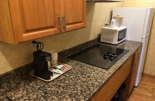 Newmarket Hotel | Best Western Voyageur Place Hotel
