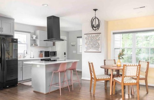Crestline Heights House | BHAM Beauty! 2 King Bed/2 Bath. Renovated in '22