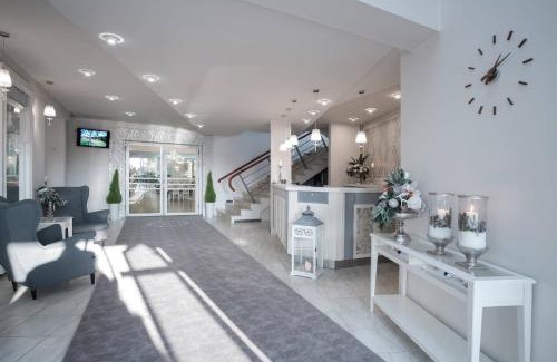 Nowe Miasto Hotel | Biały Dom Henlex Hotel Restauracja