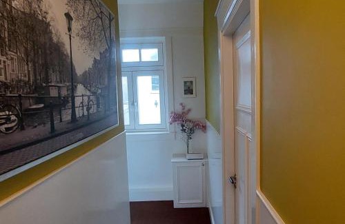Haarlemmerbuurt Bed & Breakfast | Bickersbed