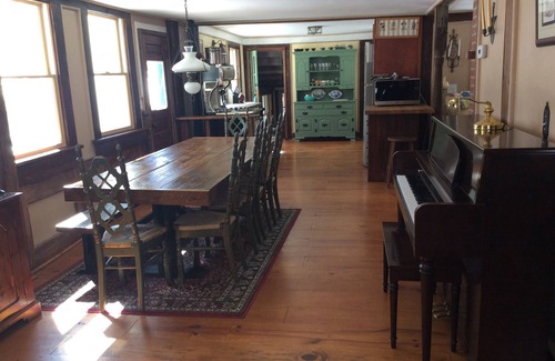 Russell House | Big farmhouse in the foothills of the Berkshires