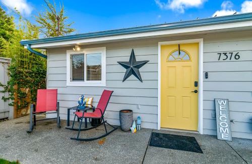 Birch Bay House | Birch Bay Cottage Retreat on river