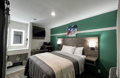Oak Cliff Hotel | Bishop Arts Suites