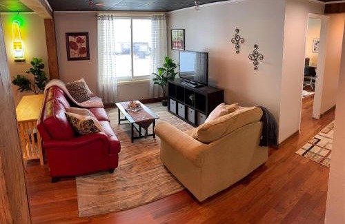 West Jefferson Apartment | Black Jacks Downtown Loft