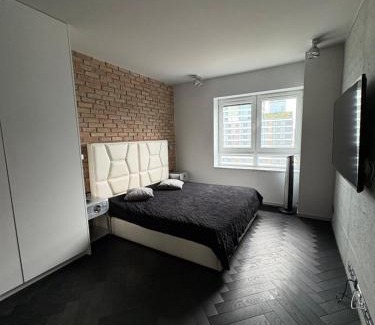Mirow Apartment | Black Pearl - Amazing City View, 130 sqm