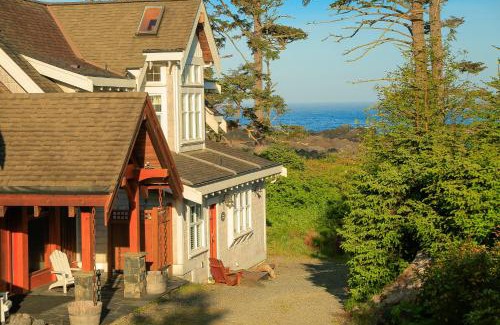 Ucluelet House | Black Rock Beach House