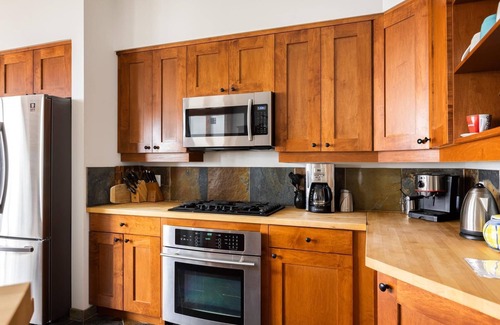 Ucluelet House | Black Rock Ridge