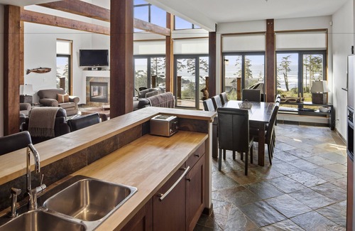 Ucluelet House | Black Rock Ridge