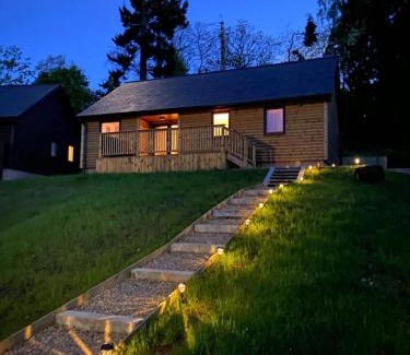 Murthly House | Blairgowrie Luxury 3 Bed Lodge with Hot Tub
