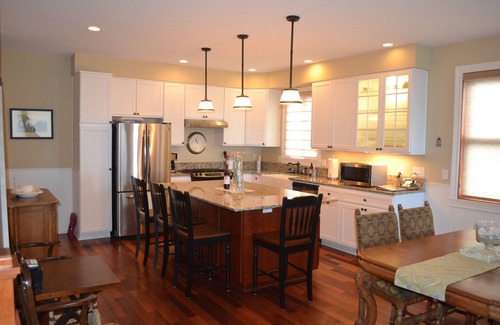 Seaside House | Blakely Prom House - Prime Oceanfront Location - On Promenade