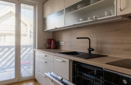 Bled Apartment | Bled4U Apartment - Central location with parking in the garage
