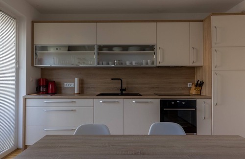Bled Apartment | Bled4U Apartment - Central location with parking in the garage