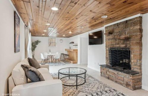 New Buffalo House | Blocks to Town, Game Room, Firepit, Huge Backyard