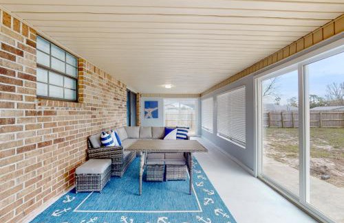 Ono Island House | Blue Angel Oasis
