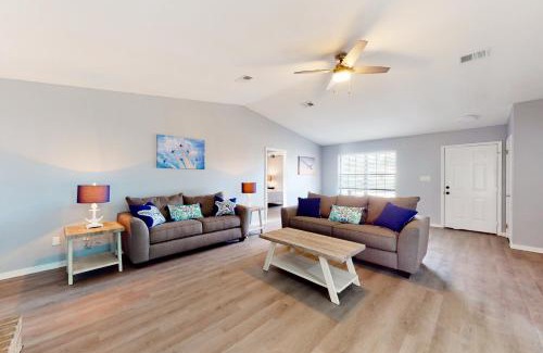 Ono Island House | Blue Angel Oasis