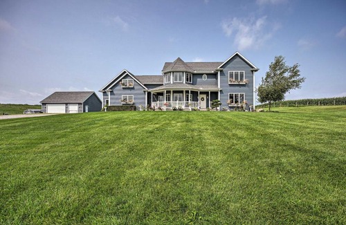 Shipshewana House | Blue Birds Perch Stunning Home on Private Hilltop