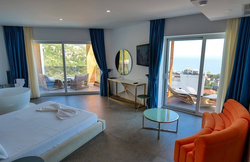 Dhermi Hotel | Blue Boutique Hotel