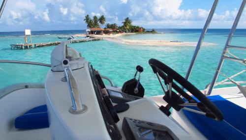 Placencia Boat Rental | Blue Lagoon