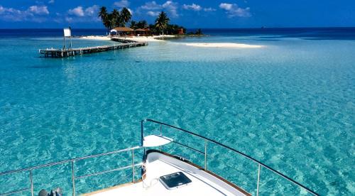 Placencia Boat Rental | Blue Lagoon