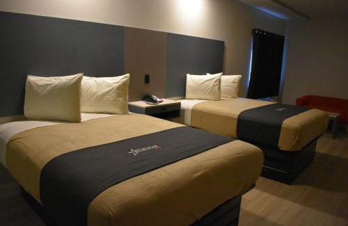 North Shore Hotel | Blue Star Inn