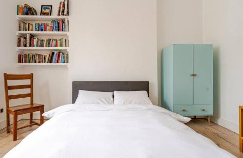 Forest Gate House | Blue Valley House