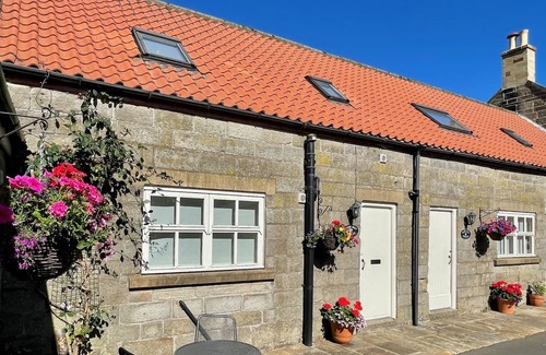 Danby Cottage | Bluebell Cottage 3-bedrooms (sleeps-4)