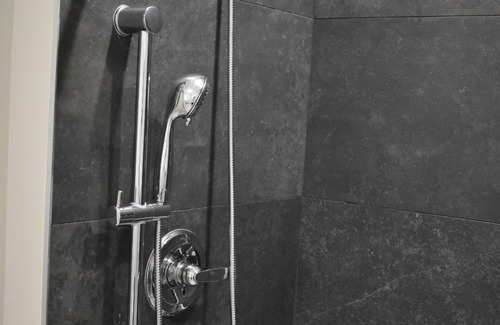 North Shore Hotel | Bluestar Inn