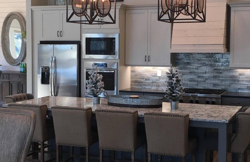 Northport House | BluLake Escape Lake Tuscaloosa Luxury Lakefront Rental Property