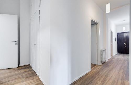 Aventine Apartment | BMGA l Aurelian 3Bdr 6-Guest Gem