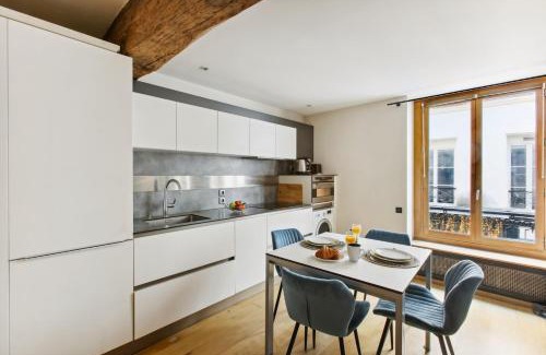 6th Arrondissement Apartment | BnBNova - 1BR Mabillon & Saint Germain
