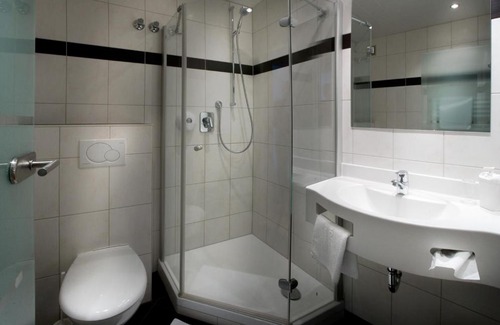 Altdorf House | Boardinghouse Wadenspanner