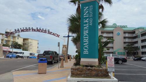 Davis Hotel | Boardwalk Inn and Suites