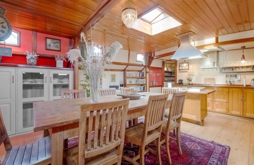 Kerkdriel Boat Rental | Boat Bliss on the Zandmeren Lake