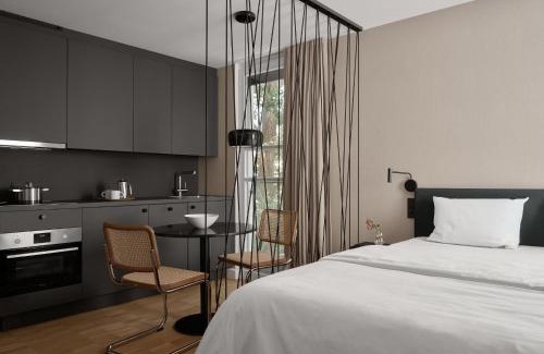 Neuschwabing Apartment | Bob W Munich Schwabing