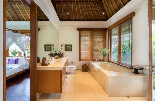 Meedhoo Resort | bodufshi villa maldive