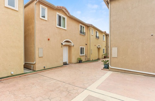 Lincoln Acres House | Boho 4Bedroom Family Townhome (10 min to SD Zoo)