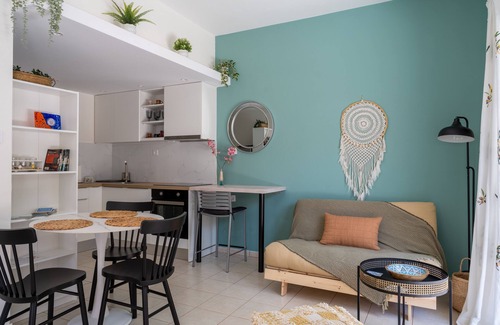 Halepa Apartment | Boho style apartment with spacious front yard in historical district of Chania