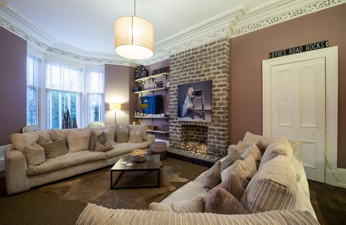 Glasgow Westend House | Boho West End Townhouse 6 Bed 6 Bath Sleeps 10