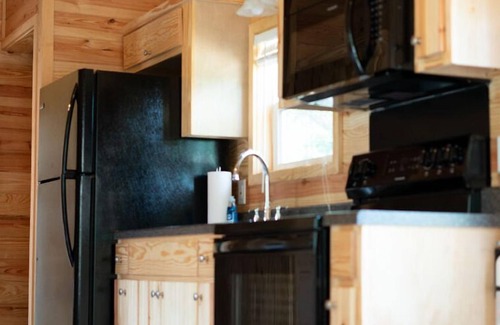 Lake Delton Cabin | Bonanza Camping Resort