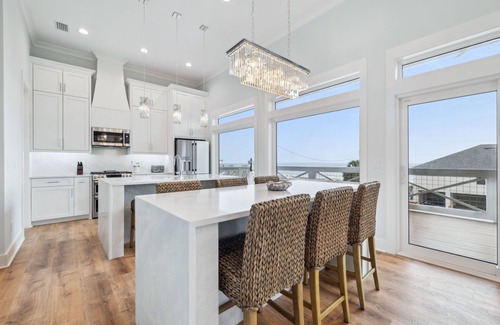 Port St. Joe House | Book for Fall! Across from the Beach! Dogs Allowed! Private Pool! Pool Table!