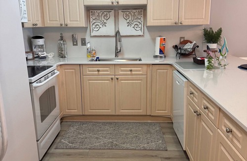 Central Myrtle Beach Condo | Book now for the Super Summer.family, fun, golf, shop, and dining!