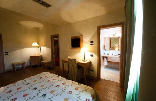 Castelraimondo Hotel | Borgo Lanciano