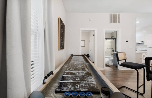 Butchertown House | Bourbon trail spacious house that sleeps 8 with a fun yard & is newly renovated!