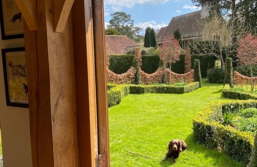 Godalming House | Boutique Barn in Surrey Hills